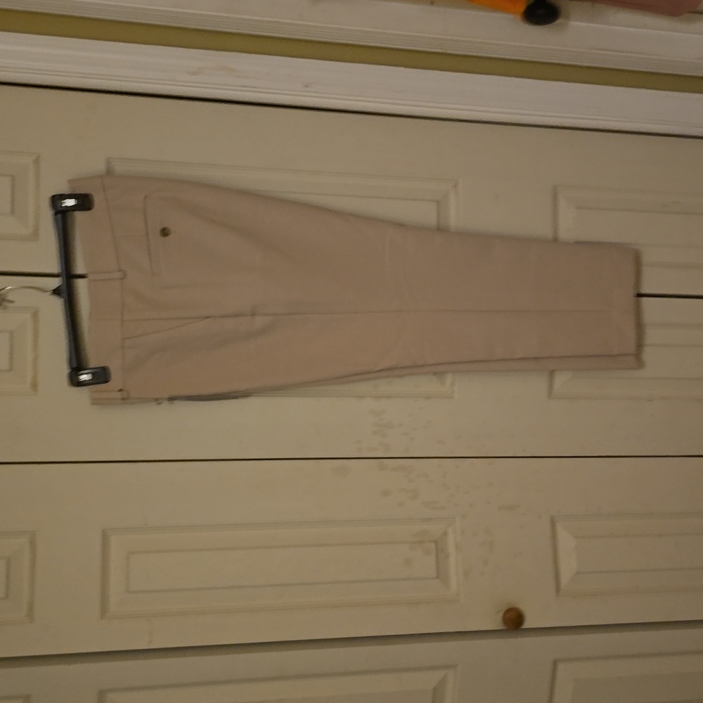 LOFT Slim through the leg pant